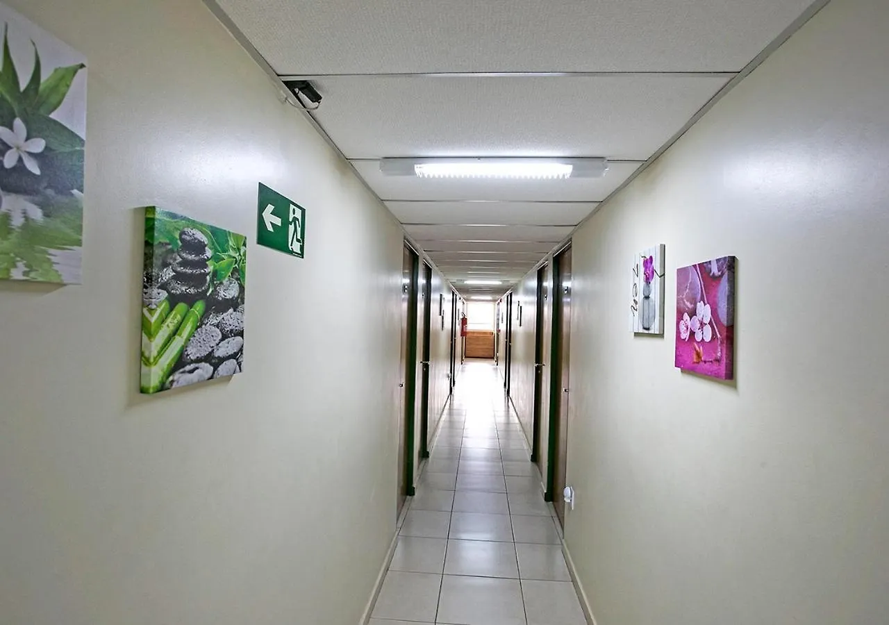Hospedaria Lumo Domo Praca Da Arvore Sao Paulo Brazil